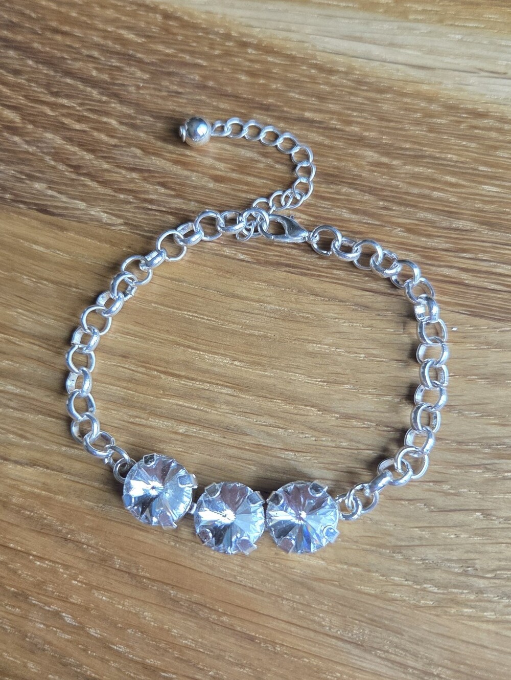 Shiny Silver Rolo Chain & Clear Crisp Crystals   Bracelet, Hand Crafted - Picture 2 of 10